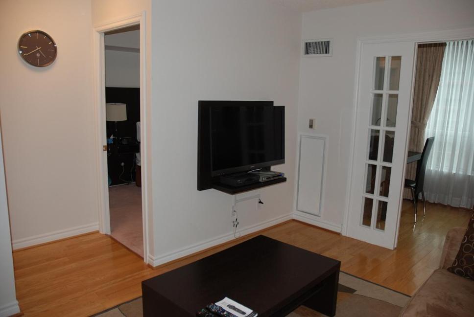 Toronto Luxury Accommodations - Qwest Bagian luar foto