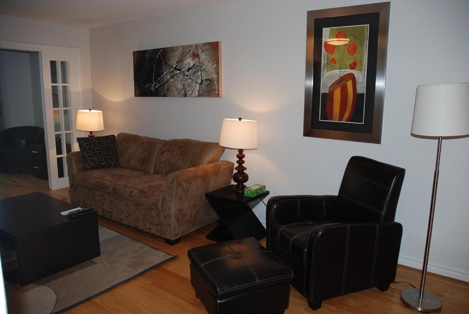 Toronto Luxury Accommodations - Qwest Bagian luar foto