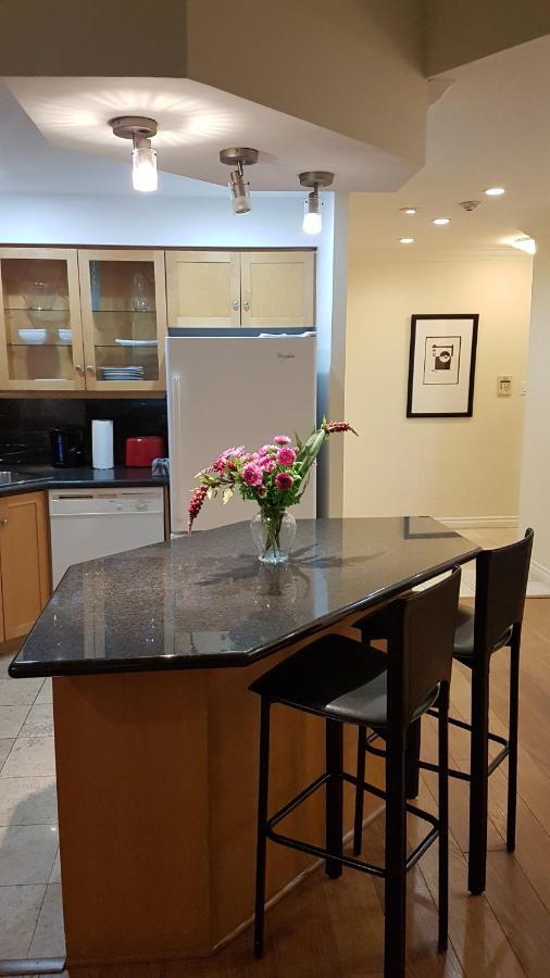 Toronto Luxury Accommodations - Qwest Bagian luar foto