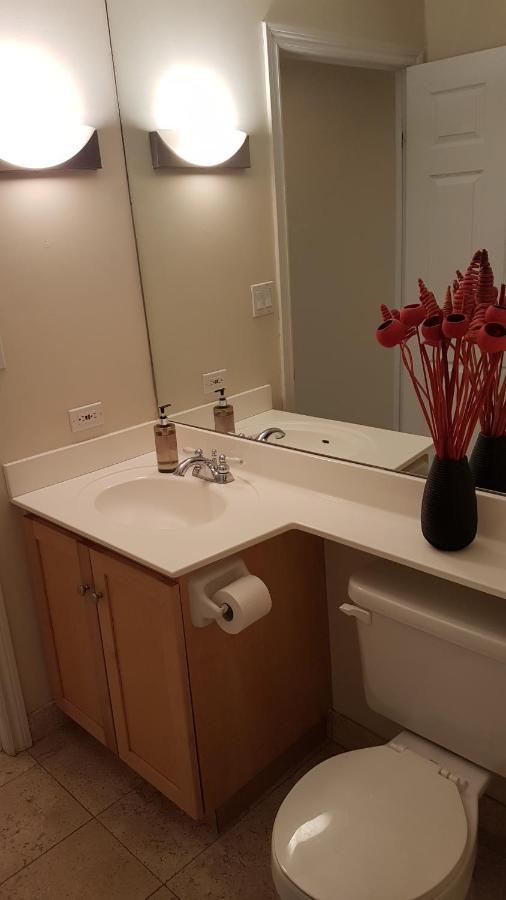 Toronto Luxury Accommodations - Qwest Bagian luar foto