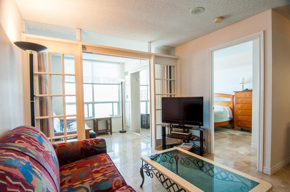 Toronto Luxury Accommodations - Qwest Bagian luar foto