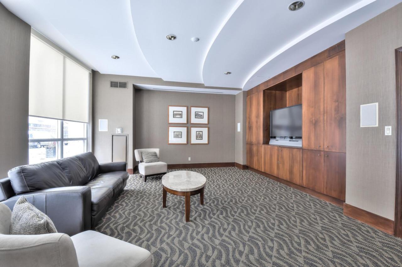 Toronto Luxury Accommodations - Qwest Bagian luar foto