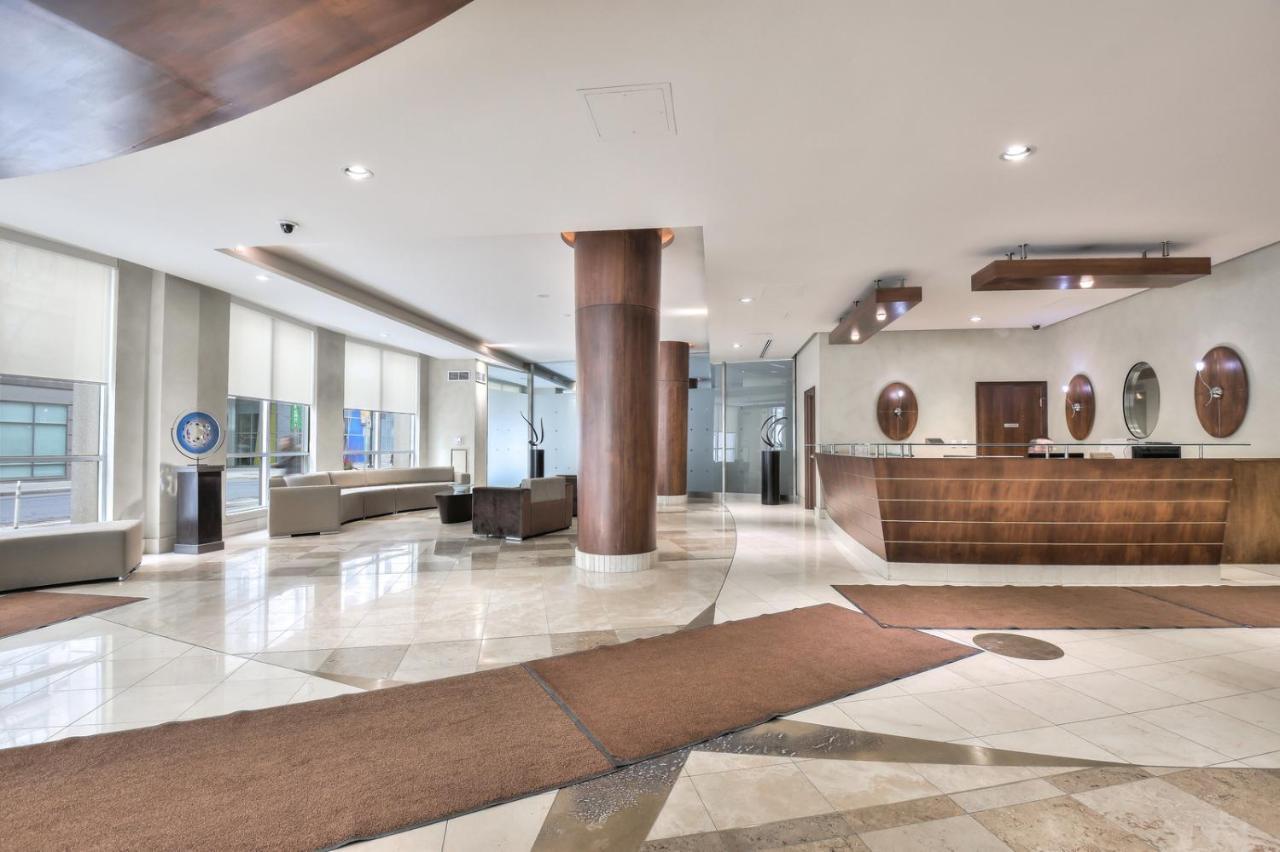Toronto Luxury Accommodations - Qwest Bagian luar foto
