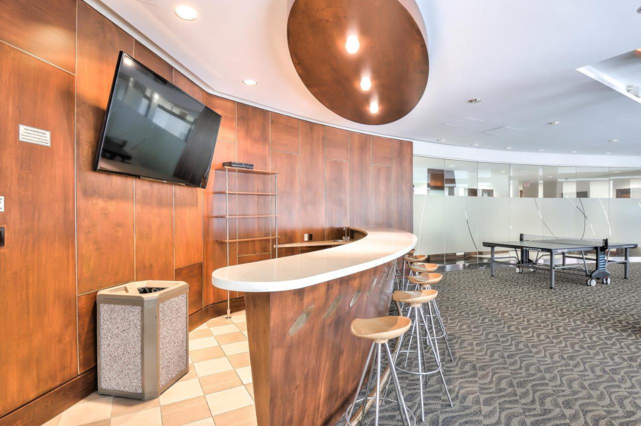 Toronto Luxury Accommodations - Qwest Bagian luar foto